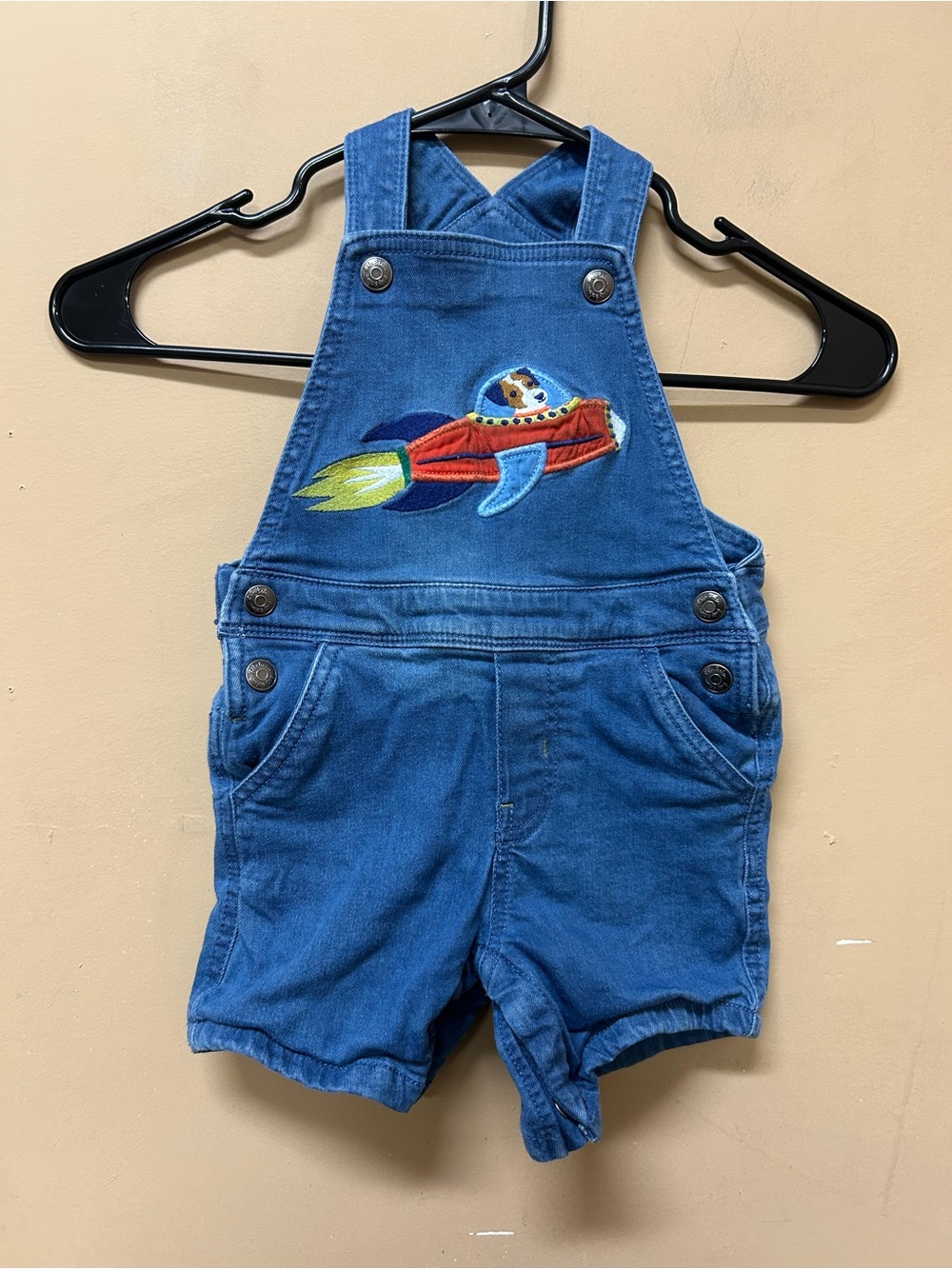 Baby Boden Blue Denim Rocket Dog Embroidered Applique Shortalls 18-24Months